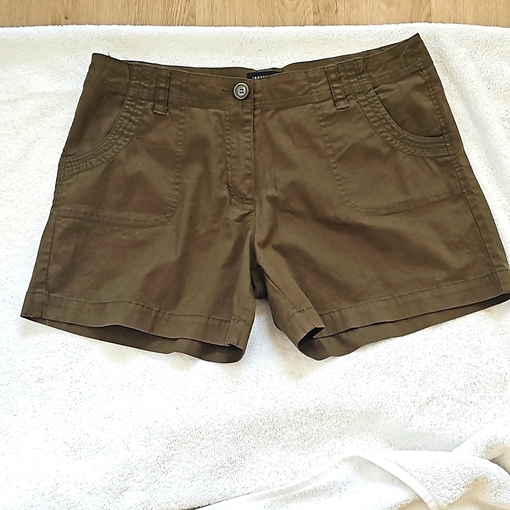 NWOT Ingredients Olive Green Button/Zip 4 Pockets Shorts Size 12